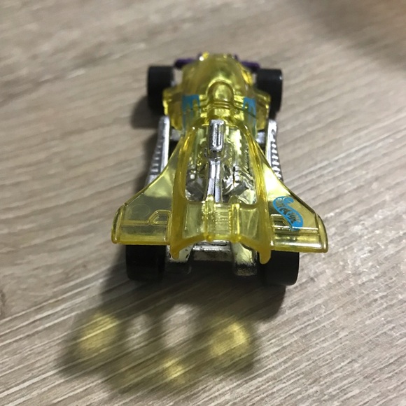 Hot Wheels 1994 Top Speed Twisting Body Shock Rod Yellow/Purple - Picture 4 of 4